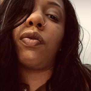 Meet your Posher, Lashontae